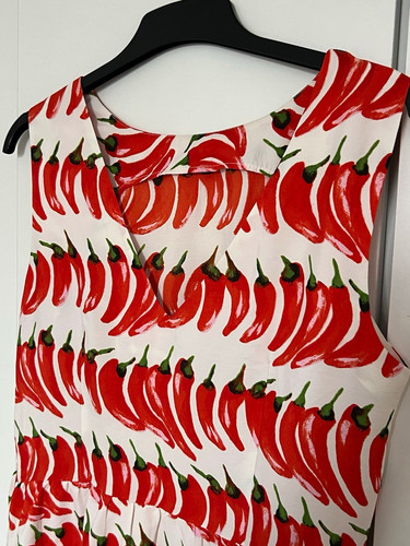 Red herring chilli - red,