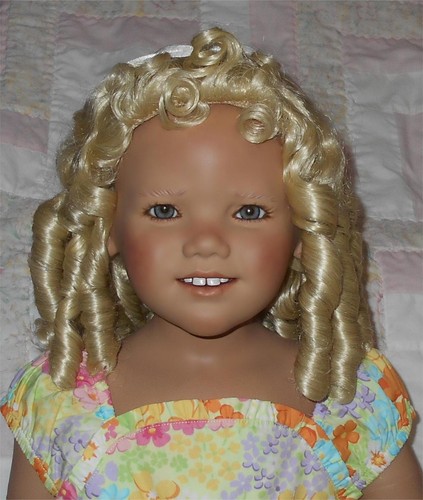 Global joliette doll - global,