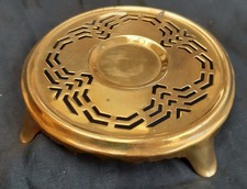 Vintage Brass Trivet Hearth Pot Stand With 4 Feet - 5 Inch Diam