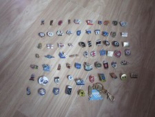 COLLECTABLE FOOTBALL PIN