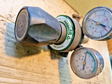 Air Products 300 bar single stage two gauge regulator 0-40 lpm Ferrowmaxx