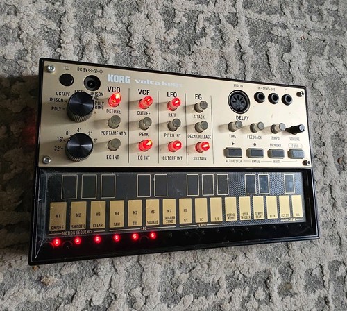 Korg volca keys analogue synth - analogue,