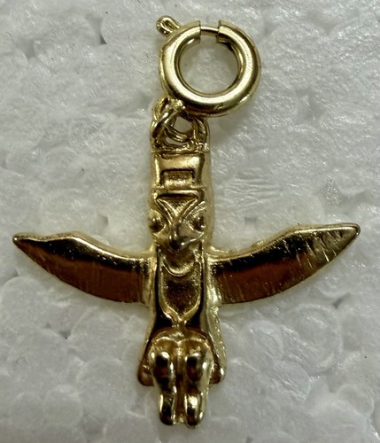 Vintage gold tone egyptian - vintage,