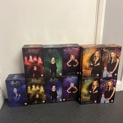Buffy the vampire - vampire, slayer
