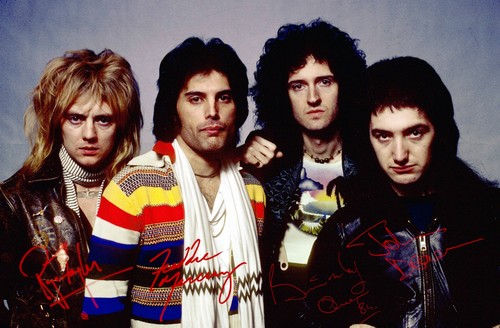 Photo signed queen - a4,
