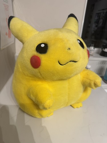 Pokemon pikachu plush - pokemon,