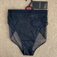 M&S 18 Autograph Animal