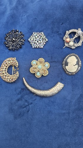 Vintage costume jewelry - costume,