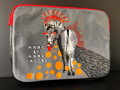 Marc jacobs cool laptop - marc,