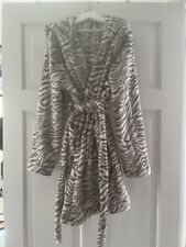 Juicy Couture Girls Fluffy Dressing Gown Size 8 Years