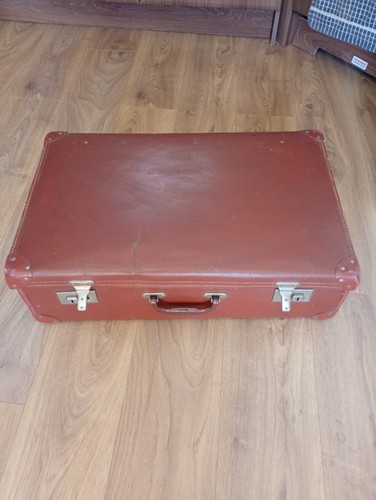 Vintage 1940s fibo suitcase - 1940s,