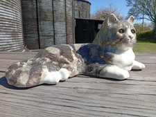 Vintage Winstanley Cat