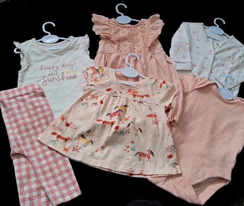 Months size baby - 3,