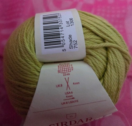 Sirdar snuggly 100 - sirdar,
