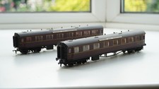 2x Airfix 00 Gauge GWR 'Centenary' Carriages in BR(W) Maroon