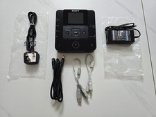 SONY DVD RECORDER/BURNER/PLAYER. DVDIRECT WITH 2.7" SCREEN + AVCHD (VRD-MC6).