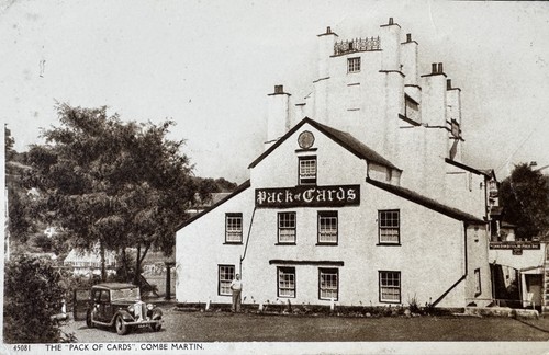 Pack cards pub high street - o',