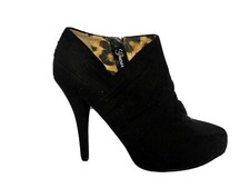 Guess platform suede shoes