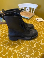New leather black boots - h&m,