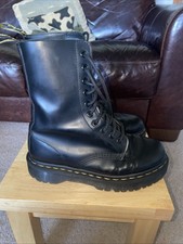 Doc Martens 1490 10 Hole