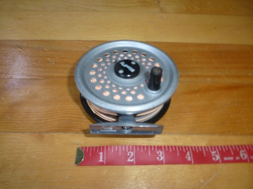 Fly fishing reel - reel, rimfly