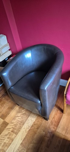 Brown tub chair faux leather - brown,