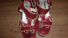 LADIES DKODE SLING BACK SHOES. RED/MULTI. LOW WEDGE HEEL. SIZE UK 4 (37) FIT UK5