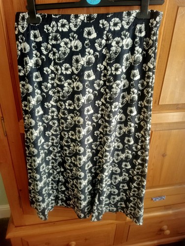 Size cotswold collection - size, 14