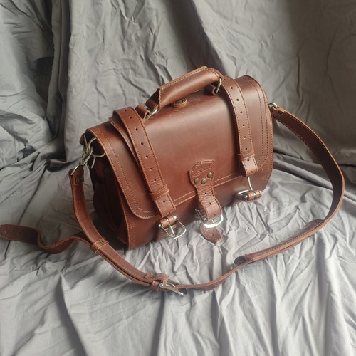 Saddleback leather medium - saddleback,