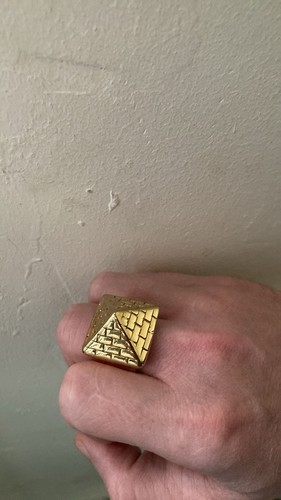 Pyramid ring - pyramid,