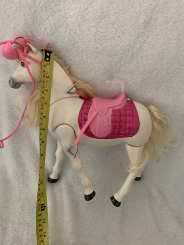 Barbie walking and - and, sounds