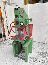 HARE 5BS 7.5T HYDRAULIC PRESS ON EXCELLENT STAND £3,750.00 + VAT