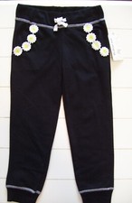 Girls One Step Up Black Daisy