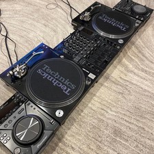 Pioneer DJM-800 DJ Mixer &