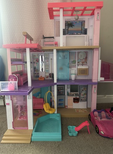 Barbie dream house - house, three