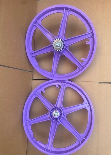 Bicycle plastic purple - 20",