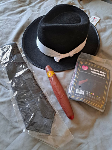 Love fancy dress - fancy,