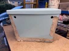 Ideal Standard Brasilia close coupled cistern in Sky Blue