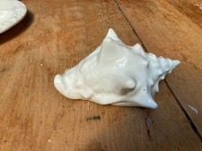 White Ceramic Shellshell - 13 cm high Ornament Home Decor Nautical