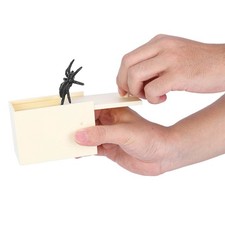 Simulation fake spider - fake, box