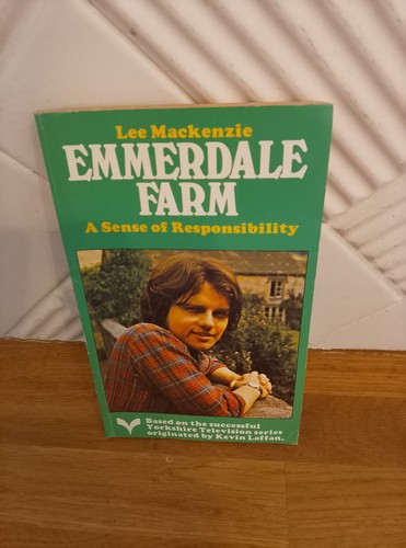 Book vintage emmerdale - book,