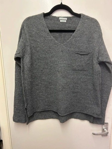 Benetton alpaca blend - v, neck