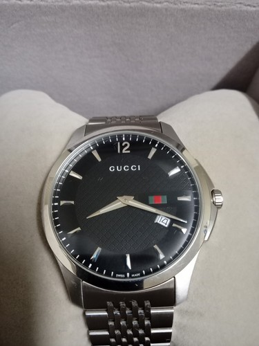 Gucci timeless 38mm silver - gucci,