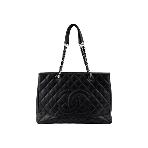 Chanel black caviar quilted - black,