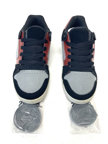 Etnies mens size - |,