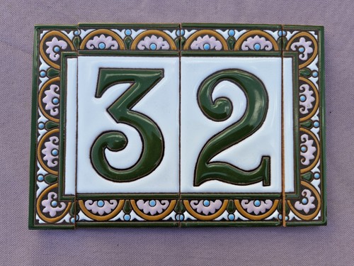 Ceramic house numbers - -, 32