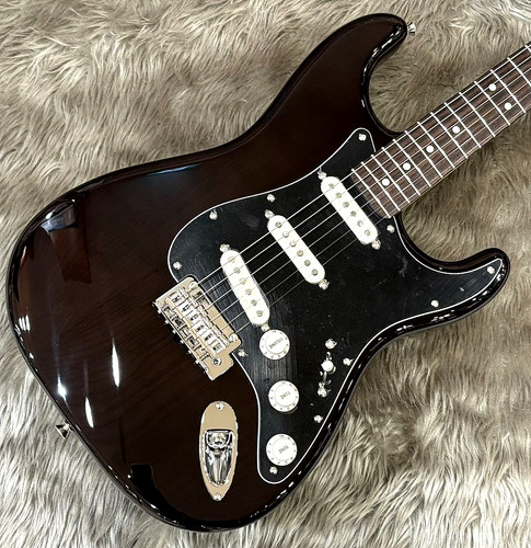 Fender made japan - fender,