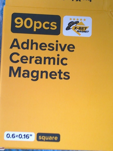 Compact square ceramic magnets - square,