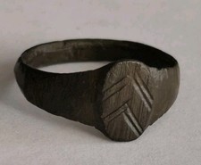 WEARABLE MEDIEVAL EUROPEAN