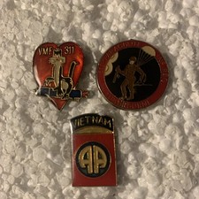 Job lot of 3 US military insignia metal lapel pins